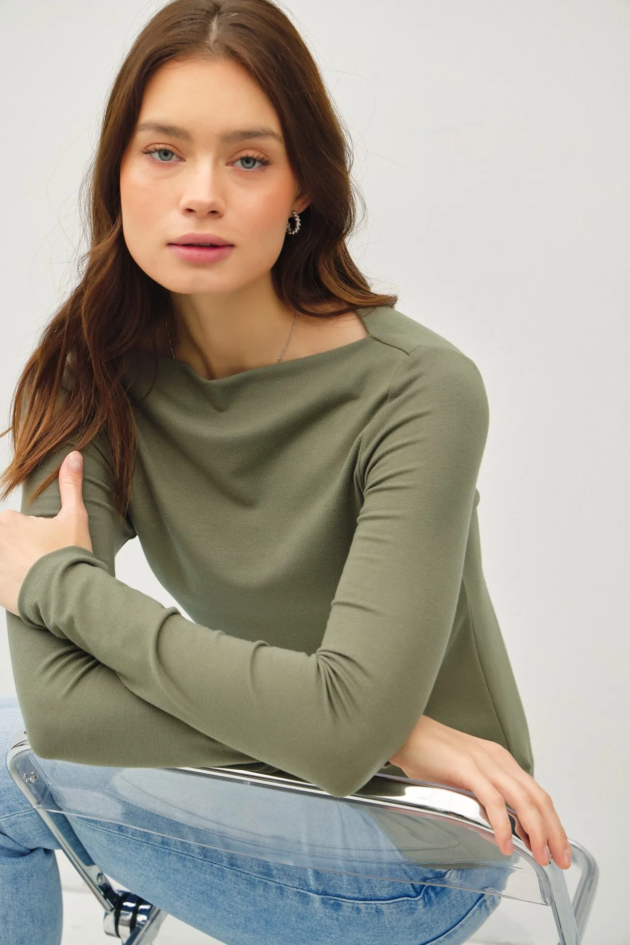 Boat Neck Long Sleeve Basic Knit Top