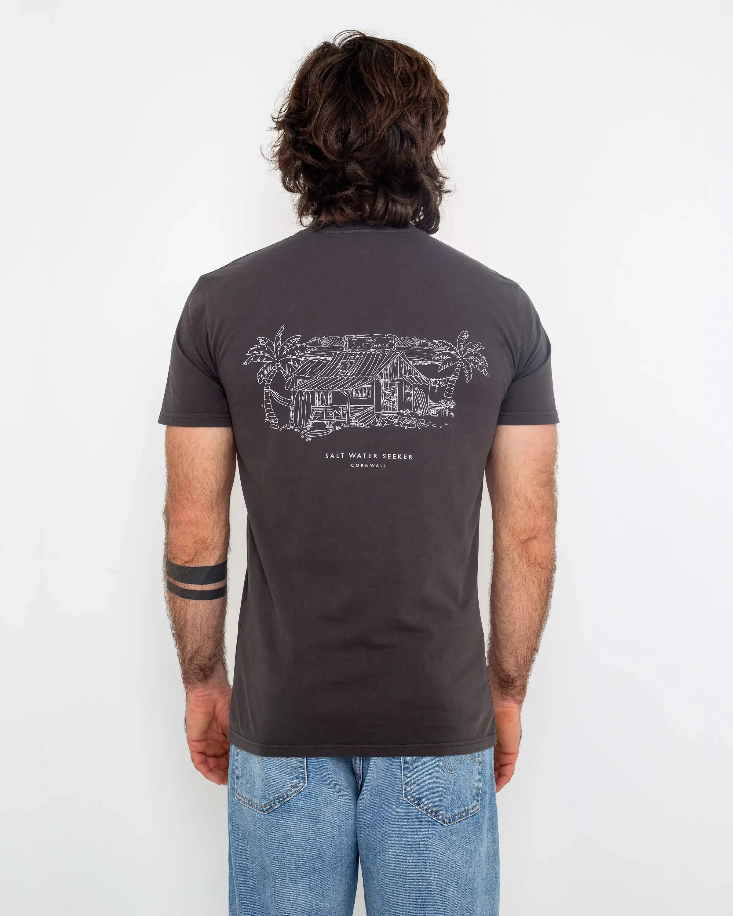 Cabin T-Shirt in Faded Black