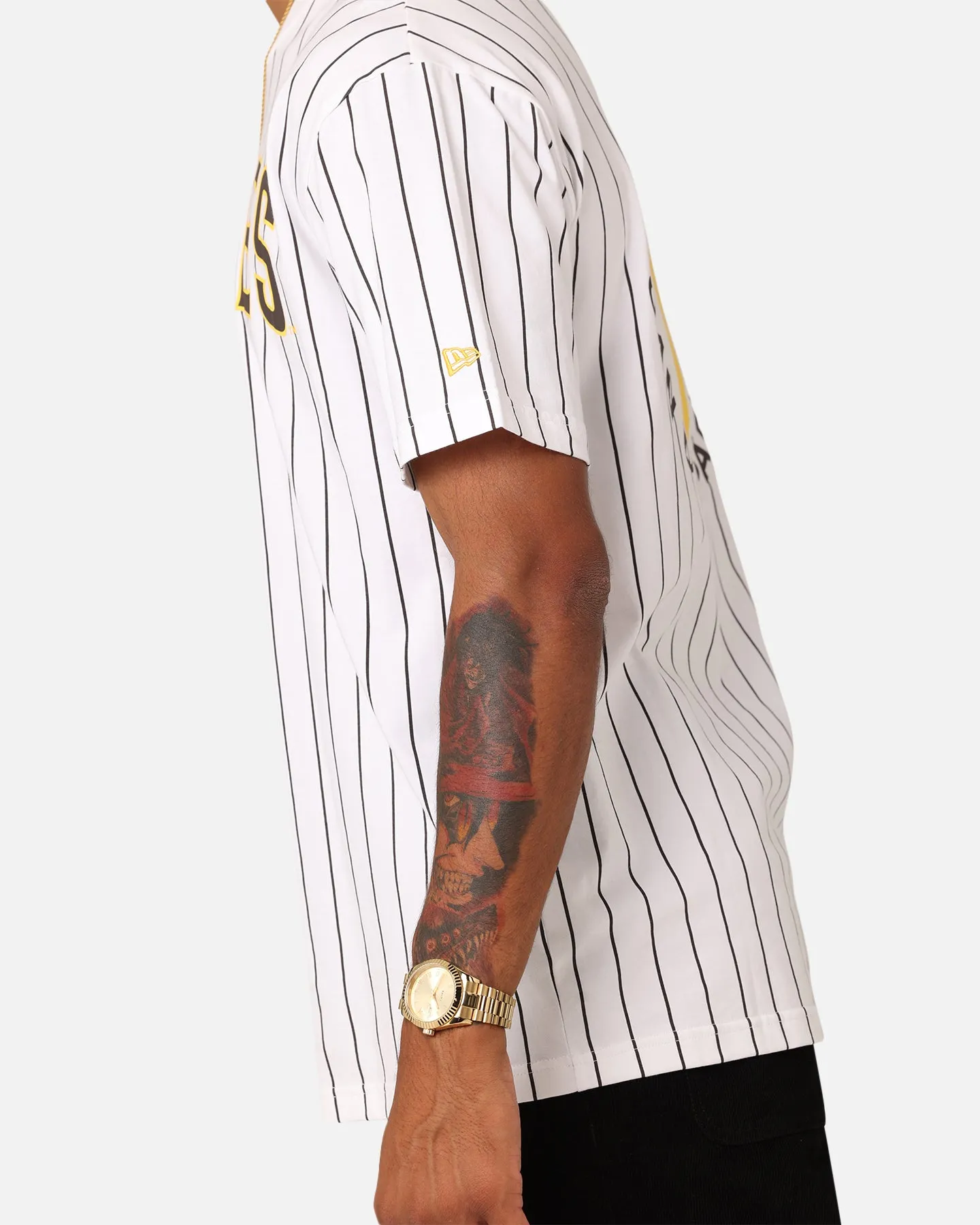 New Era San Diego Padres Oversized T-Shirt White Pinstripe