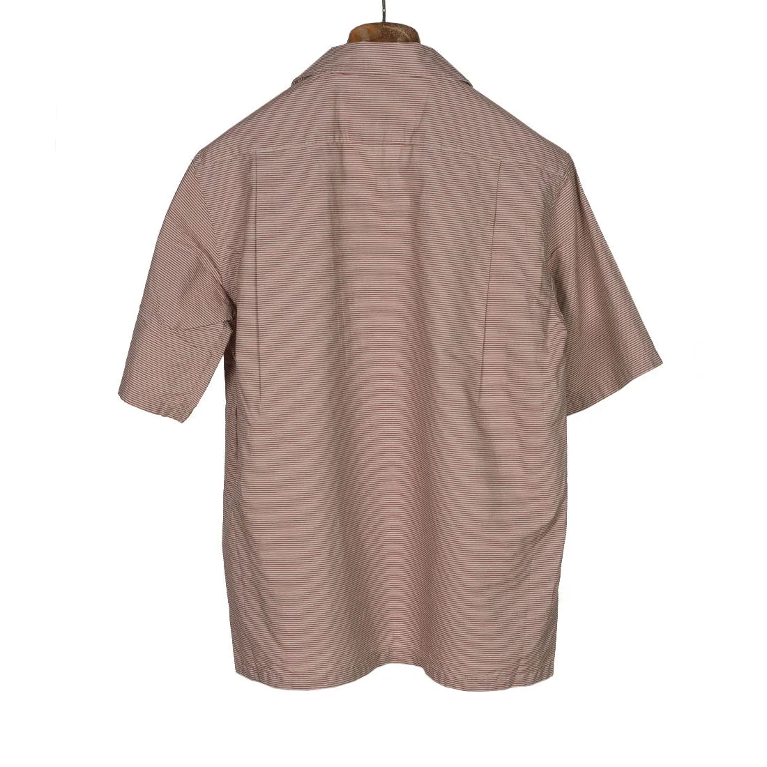 Short sleeve camp shirt in wine stripe cotton