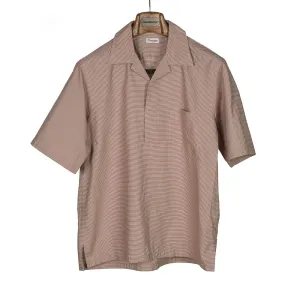 Short sleeve camp shirt in wine stripe cotton