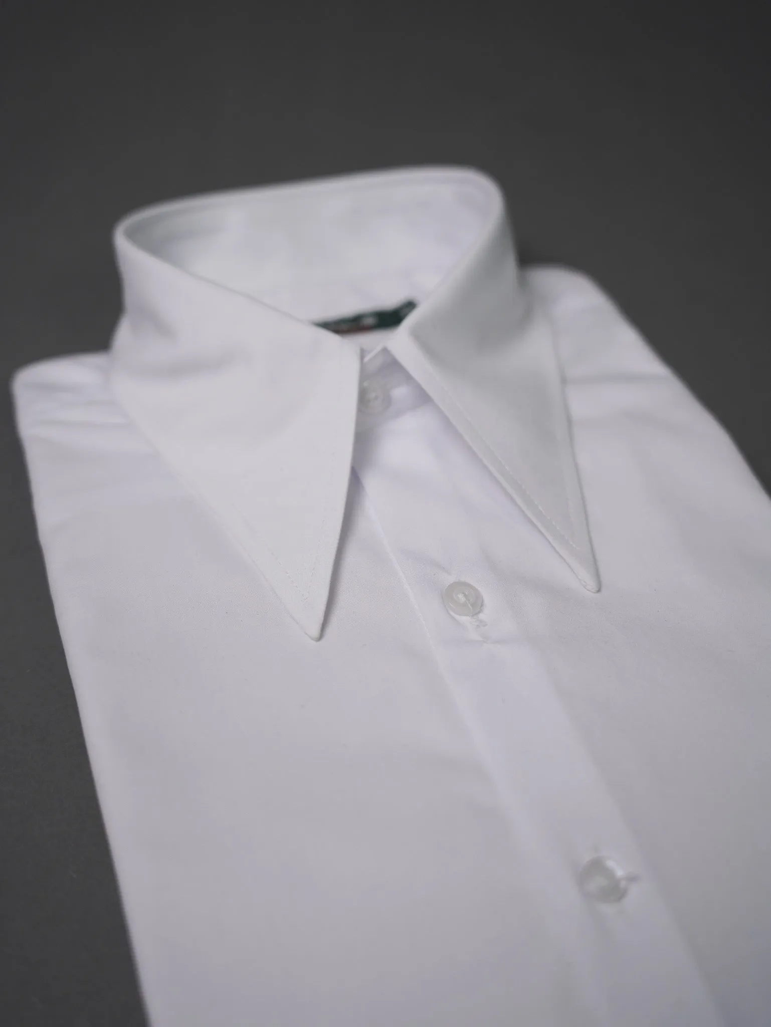 slim fit Long Point collar classic chemis - White